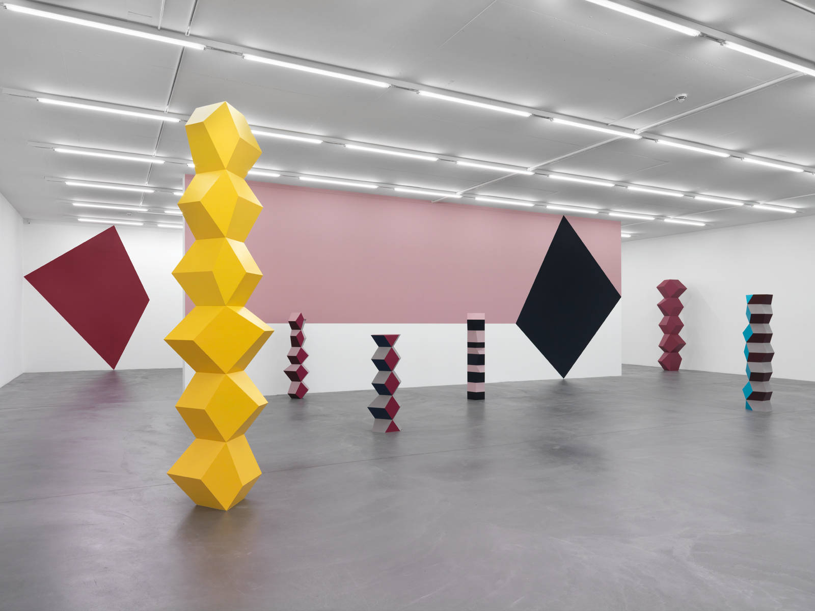 Angela Bulloch / "Space Fiction Object", exhibition view, Galerie Eva Presenhuber, Zürich / 2016