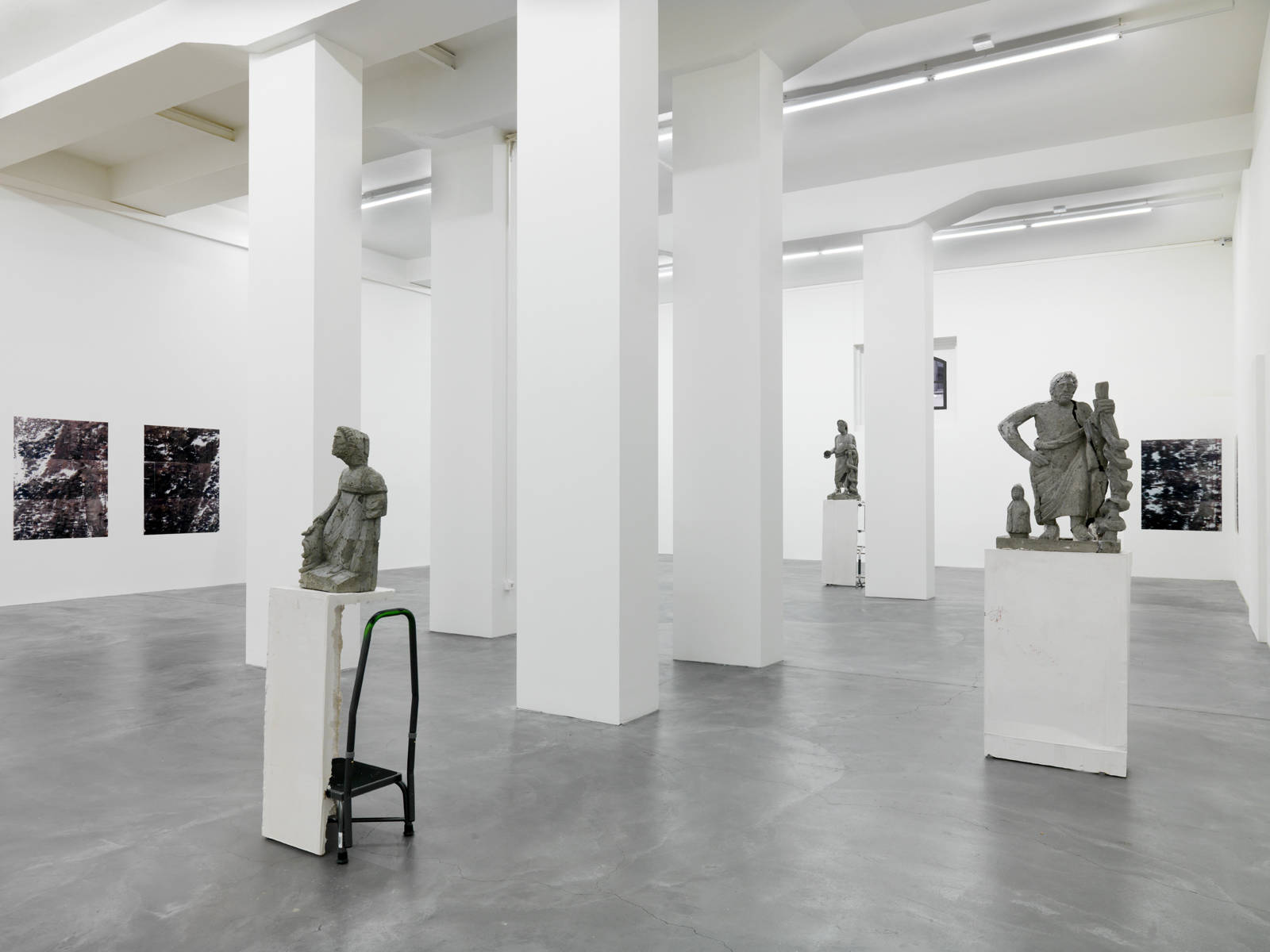 Justin Matherly / Exhibition view, Galerie Eva Presenhuber, Zürich / 2016