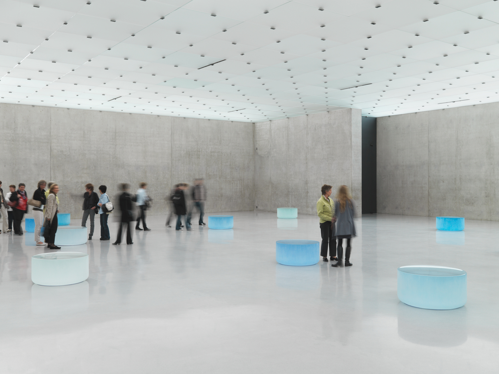 Roni Horn / Well and Truly, installation view, "Well and Truly", Kunsthaus Bregenz, 2010 / 2010