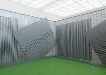 Richard Jackson / "The Laundry Room", exhibition view, Hauser & Wirth Zürich / 2009