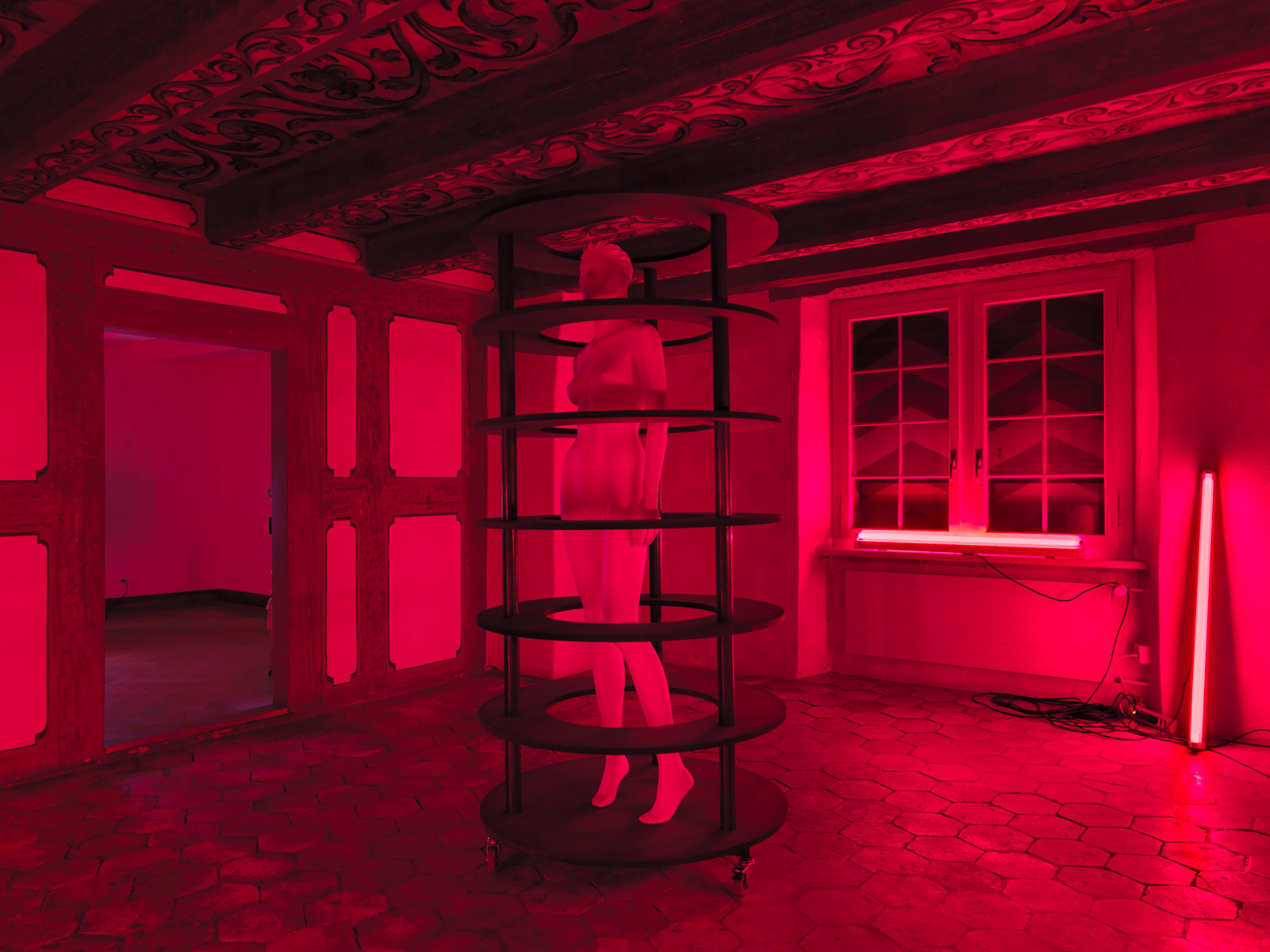 Heimo Zobernig / "Ohne Titel (In Red)", exhibition view, Kunsthalle Zürich / 2011