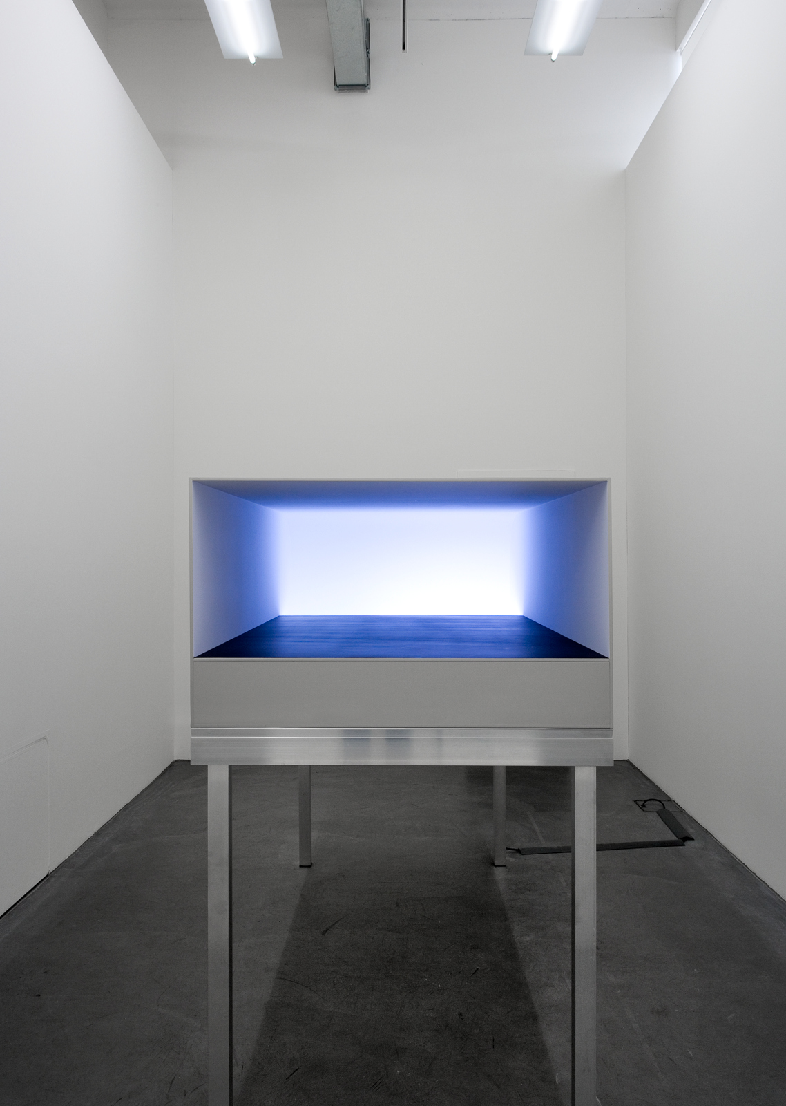 Carsten Nicolai / "static fades", exhibition view, Haus Konstruktiv, Zürich  / 2009