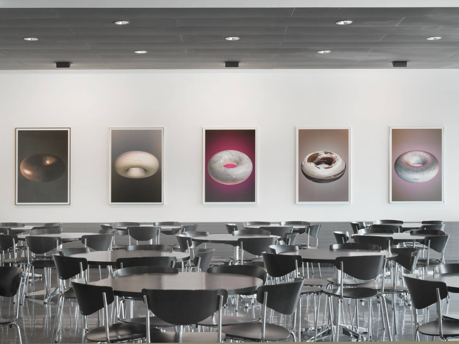 Emanuel Rosetti / Art at Swiss Re, installation view, Adliswil / 2014
