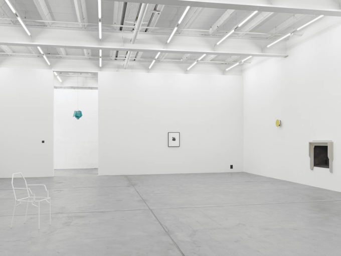 Martin Boyce / Exhibition view, Galerie Eva Presenhuber, Zürich / 2015